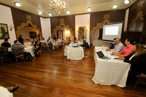 Proyecto busca mejorar condiciones de vida de personas que viven con VIH