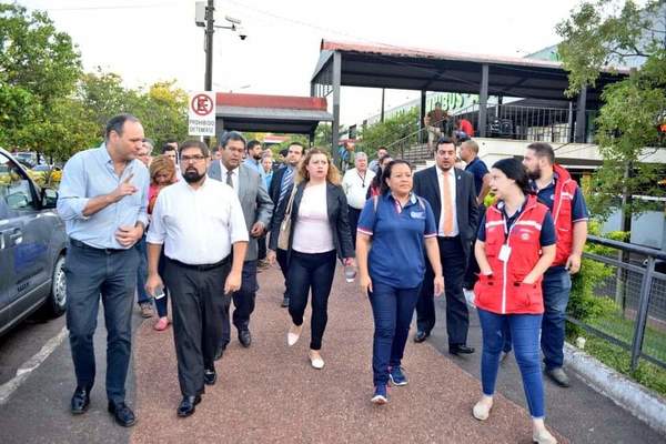 Instalan oficina de Codeni en Terminal de Ómnibus de Asunción | .::Agencia IP::.