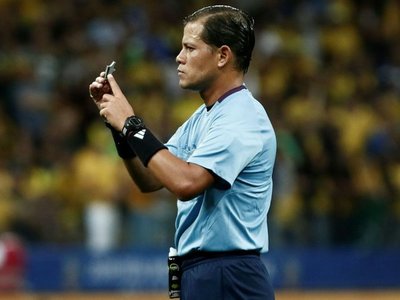 Los árbitros para una nueva semana de Copa Libertadores