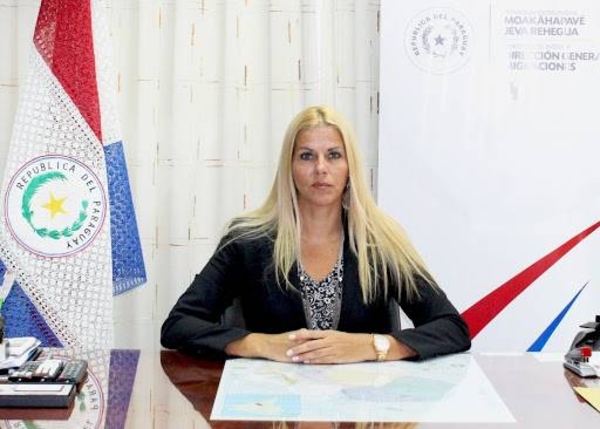 HOY / Una mujer para intentar lavar la cara a Migraciones, tras el escándalo Ronaldinho