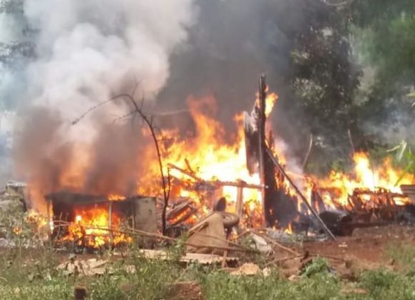 Incendio consume vivienda en Minga Porã - ABC en el Este - ABC Color