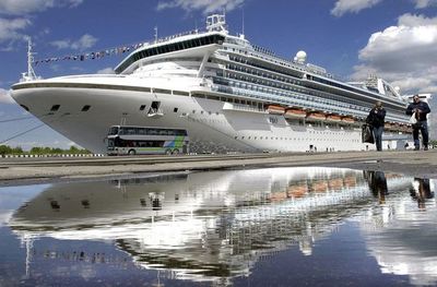 Veintiún pasajeros en crucero varado en EE.UU. infectados con coronavirus - Mundo - ABC Color
