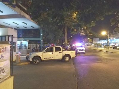 Herido corrió del hospi ¡con sonda puesta y todo! | Crónica