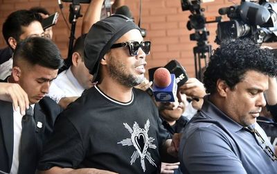 Medios internacionales se hacen eco de detención de Ronaldinho - Nacionales - ABC Color