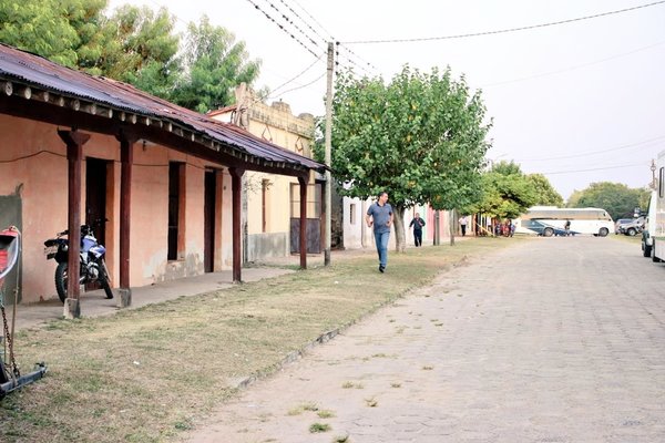Se firma el contrato para asfaltar el tramo San Juan Bautista del Ñeembucú con la ruta Alberdi-Pilar | .::Agencia IP::.