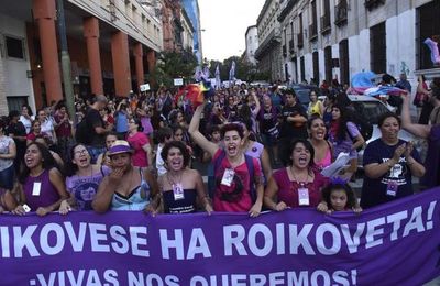 8M: las mujeres tomarán las calles por el Día Internacional de la Mujer Trabajadora - Nacionales - ABC Color