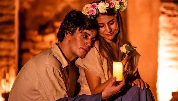 HOY / Se estrena "El Cantar de los Cantares", obra homenaje a 50 años de trayectoria de Agustín Núñez
