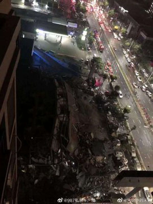 Hotel se derrumba en Quanzhou, 70 personas bajo los escombros