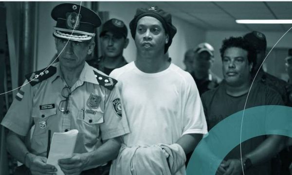 Analítico: en Brasil, Ronaldinho no podría haber sido esposado; entienda
