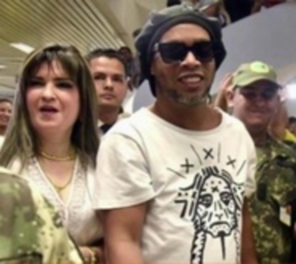 Ordenan captura de Dalia López - Paraguay.com