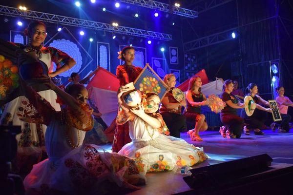 Celebran el tradicional festival del Ñandutí - Nacionales - ABC Color