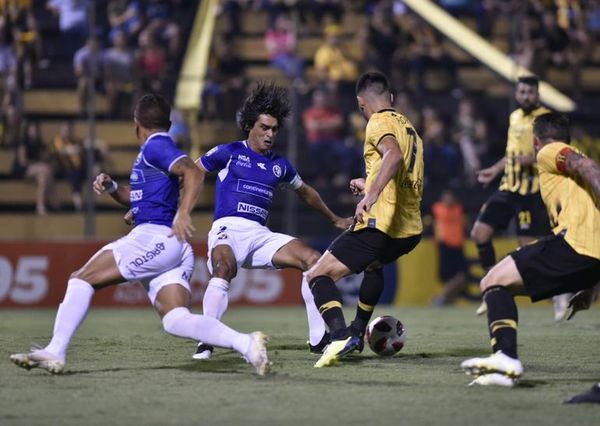 Sol frena a Guaraní en una noche de emociones fuertes  - Fútbol - ABC Color