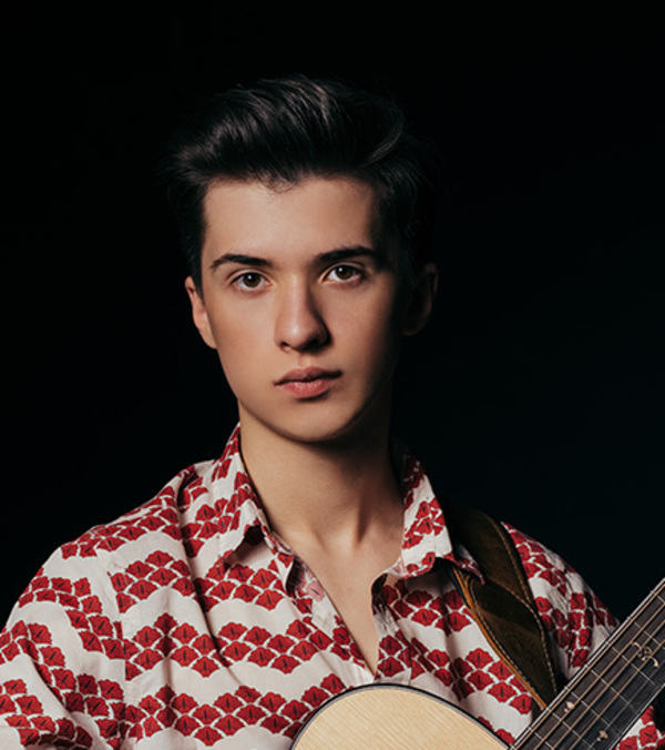 Marcin Patrzalek: “La guitarra me absorbió completamente, así que me sumergí en el mundo de los diferentes estilos" » Ñanduti