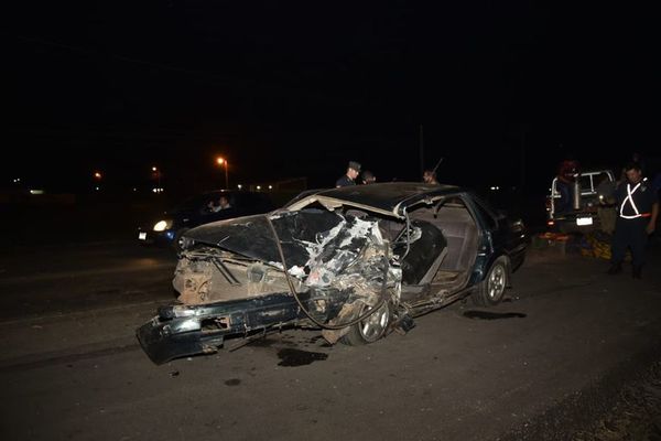 Choque en Guarambaré deja un muerto y dos heridos - Nacionales - ABC Color