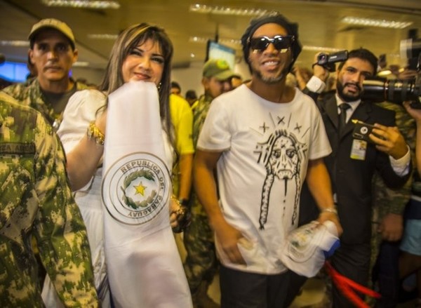 Caso Ronaldinho: fiscales solicitan información a la SET sobre Dalia López