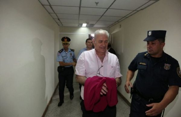 Ramón González reconoce evasión y pagará USD 10 millones al Fisco