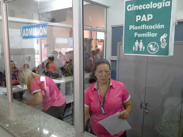 #8M: mujeres tienen dos días de permiso laboral remunerado para estudios