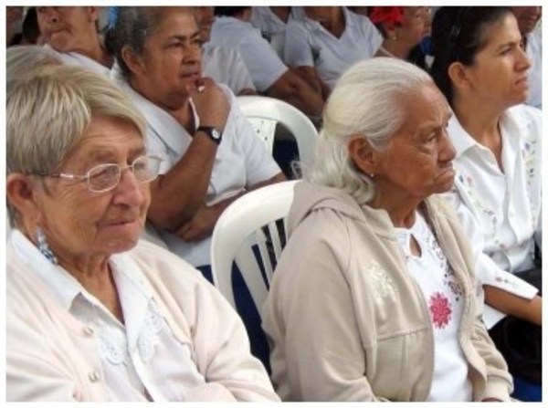 Personas de tercera edad y con enfermedades de base, las más susceptibles al coronavirus - ADN Paraguayo