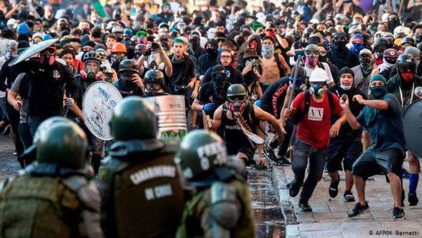 Chile: denuncian la muerte de un manifestante y lesiones a periodista