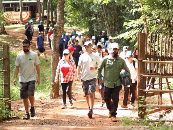 Guairá: Realizan ecoturismo para promover la conservación de los bosques