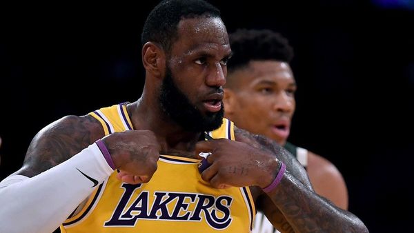 Lebron dice que no jugará a puertas cerradas