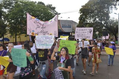 CDE: Exigen medidas para prevenir violencia hacia la mujer - ABC en el Este - ABC Color