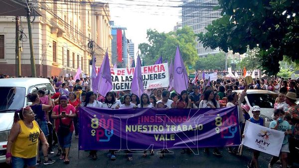Exigen trabajo libre de explotación, acoso, violencia y discriminación
