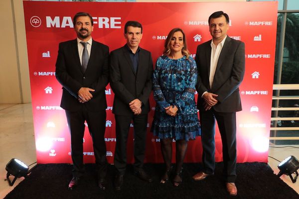 Elegante cóctel de Mapfre Paraguay