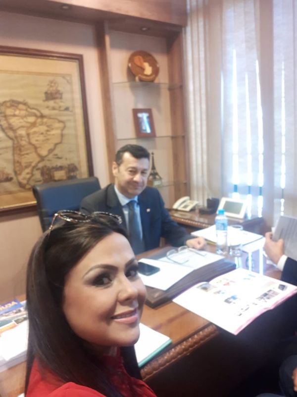 Amiga de Dalia, figura recurrente en relatos - Política - ABC Color