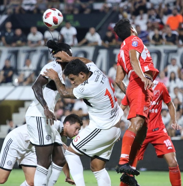 Olimpia y River Plate cerraron con empate octava fecha del torneo Apertura | .::Agencia IP::.