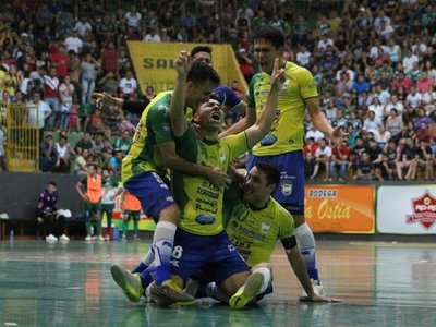 Franco, campeón invicto del fútbol de salón del 2020