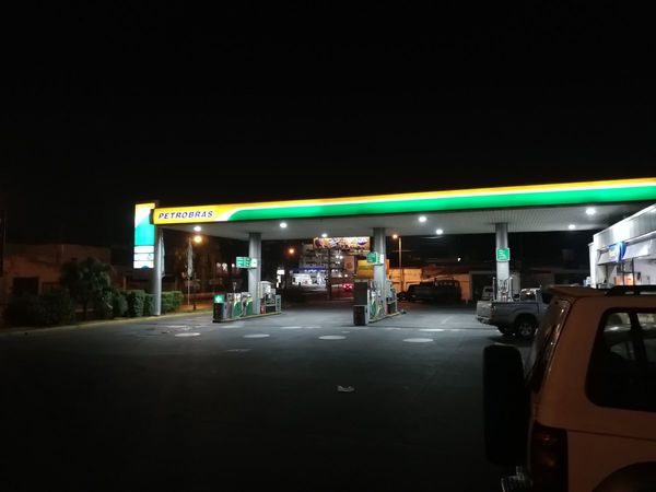 Cargaron combustible y asaltaron a playero