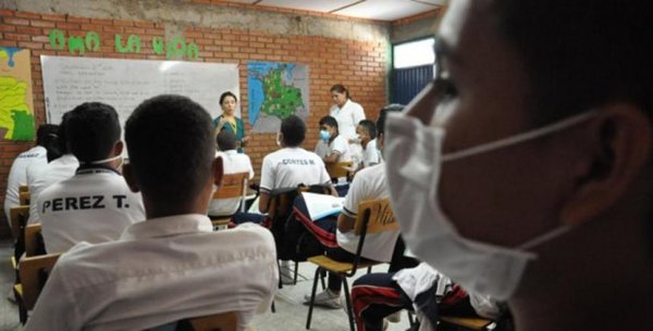 Pánico en escuela por sospecha de coronavirus