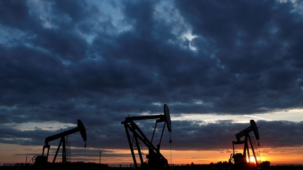 El petróleo se desplomó en los mercados mundiales