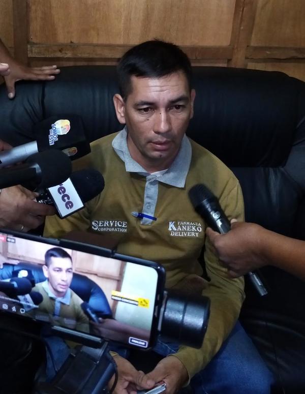 "Motochorros" asaltan a cobrador de farmacia en Presidente Franco