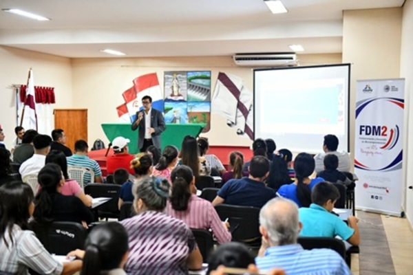 Negocios de CDE ganan concurso para emprendedores