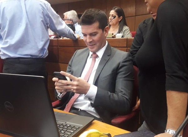 Sería un antecedente muy peligroso devolver la terna para la Corte, según Sergio Godoy