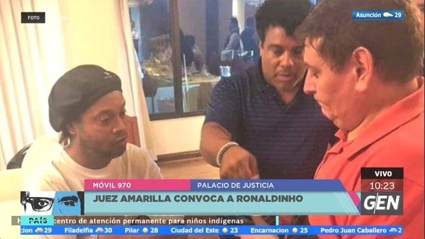 HOY / Juez Gustavo Amarilla convoca a Ronaldinho
