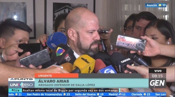 DEFENSA DE DALIA LÓPEZ CULPA A GESTORES DE PROPORCIONAR LOS DOCUMENTOS FALSOS