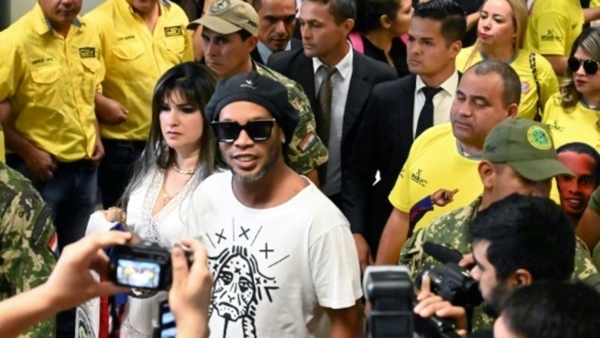 Caso Ronaldinho: Dinac recalca que control de documentación corresponde a Migraciones » Ñanduti