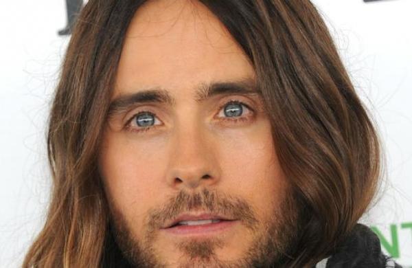 Jared Leto estuvo cerca de perder la vida mientras escalaba a 200 metros de altura - SNT