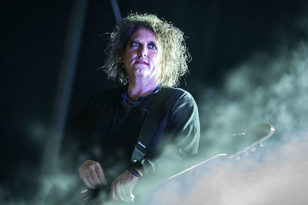 Robert Smith asegura nuevo disco de The Cure para 2020 - RQP Paraguay