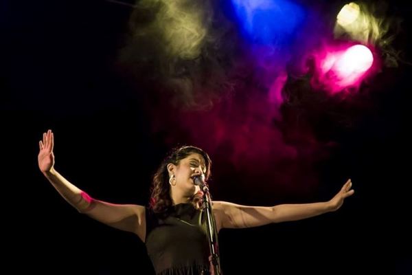 Ganadora de Pre Cosquín brindará conciertos de Guarania y Chamamé  | Lambaré Informativo