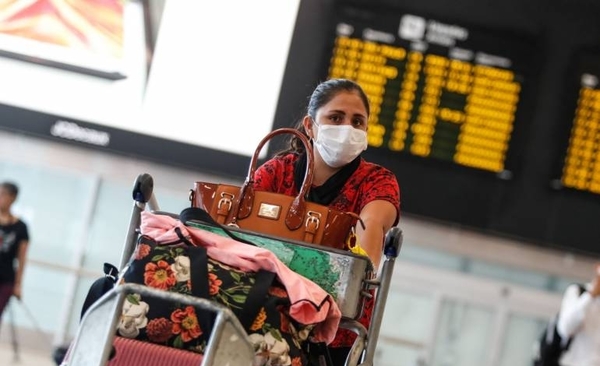 HOY / Covid-19 golpea al turismo y agencias ofrecen viajes a destinos libres de la 'peste'