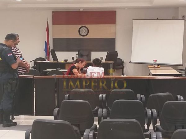 Madre de niña abusada por su padrastro fue condenada a 13 y seis meses de prisión