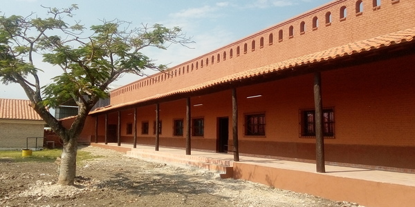 Escuela Parroquial de Puerto Casado es beneficiada con obras de refacción