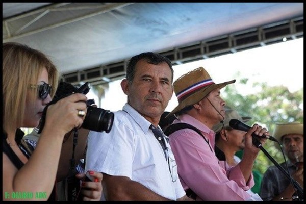 Dirigente campesino, un negocio redondo de granujas