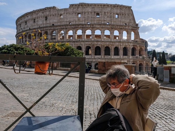 Italia limita movimientos en todo el país y estudia pedir más desvío del déficit