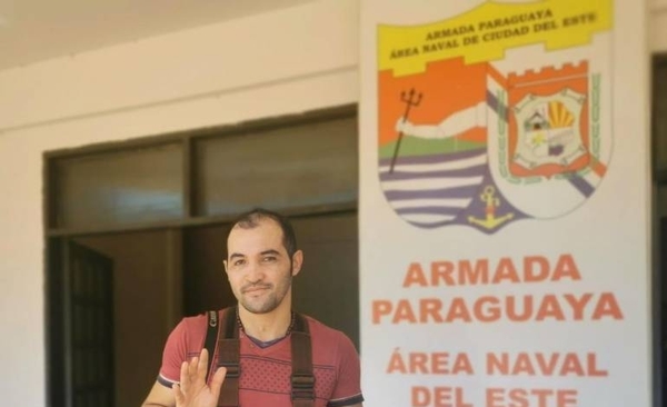 HOY / Walter Diaz, Capitán de Navío, en defensa de lo sucedido con el reportero gráfico manifestó que por razones de seguridad y decreto se prohíbe el ingreso en esa área