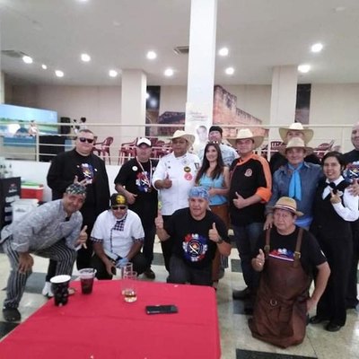 Quieren hacer una sopa paraguaya ¡de 50 metros! | Crónica